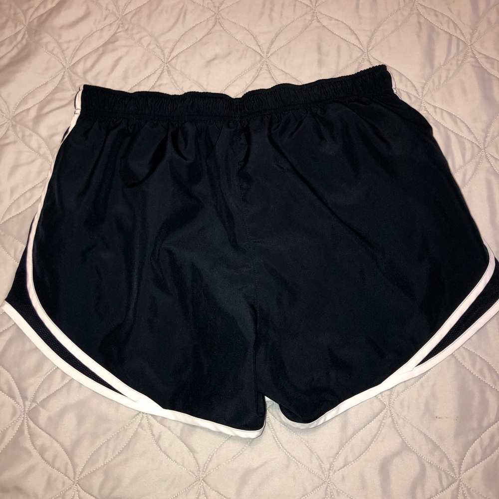 Nike Shorts - Picture 3 of 4
